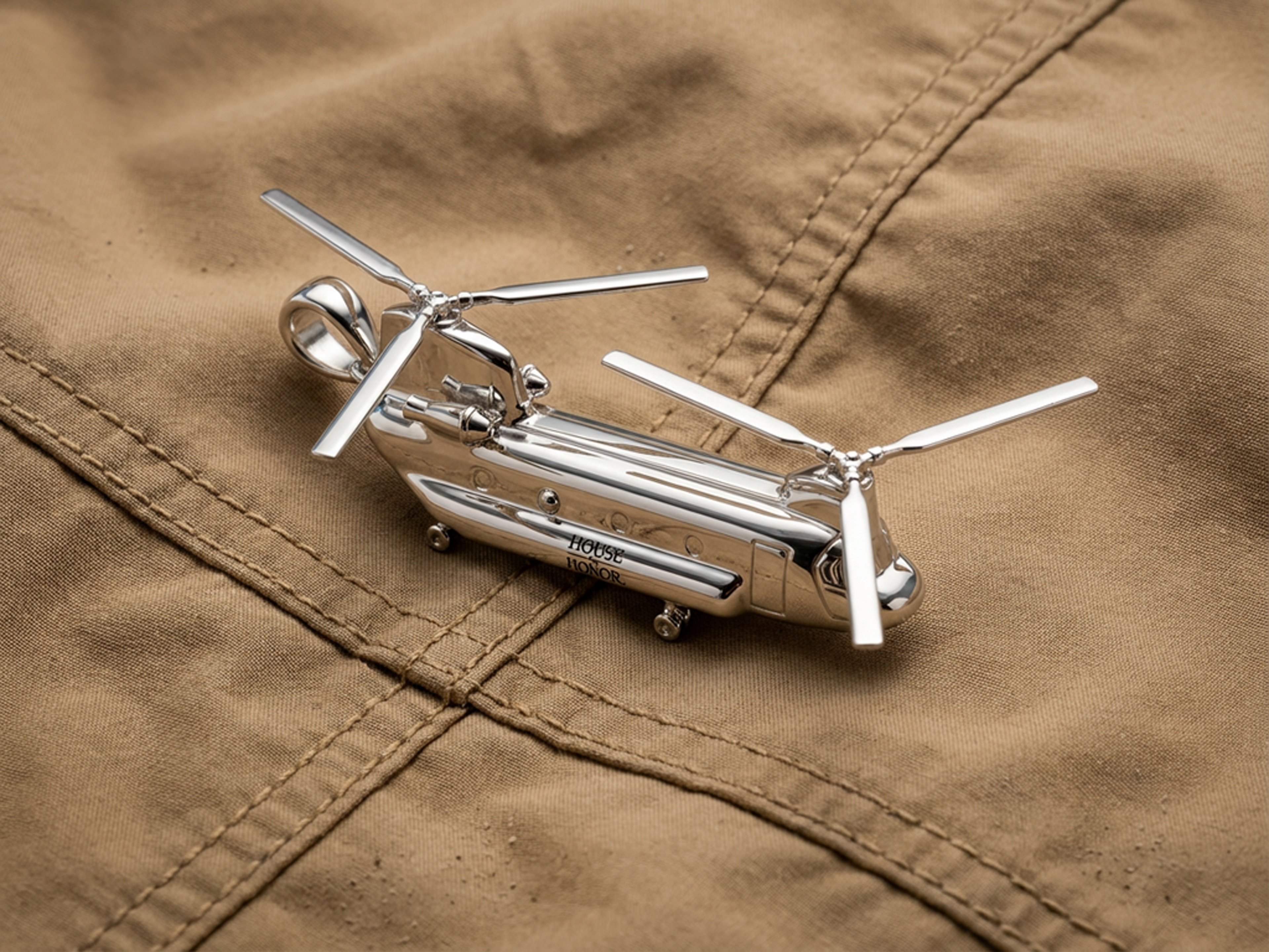 CH-47 CHINOOK PENDANT