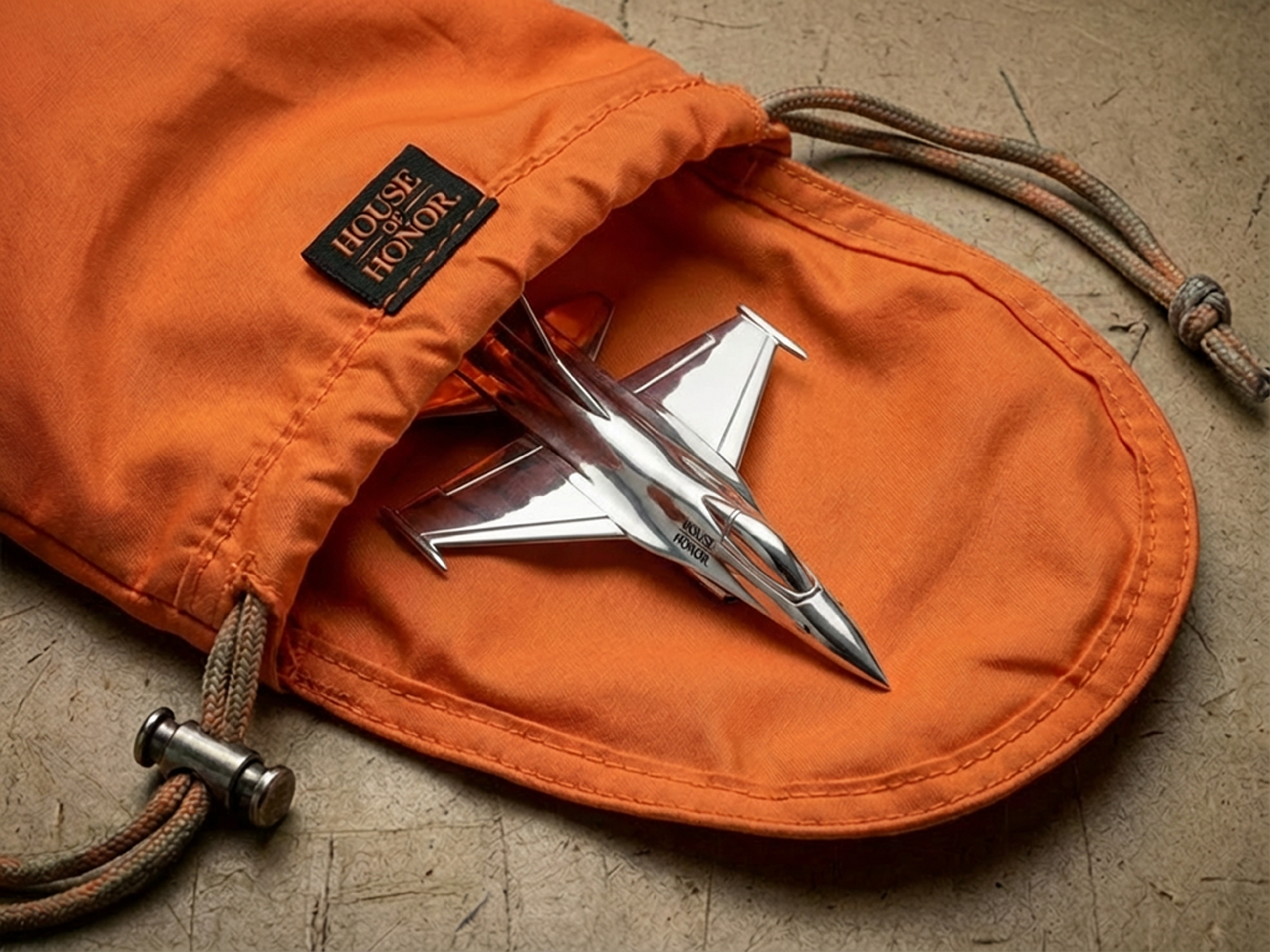 F-16 FALCON PENDANT